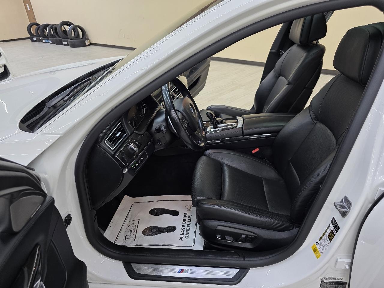 BMW 7-Series 750Li 2014