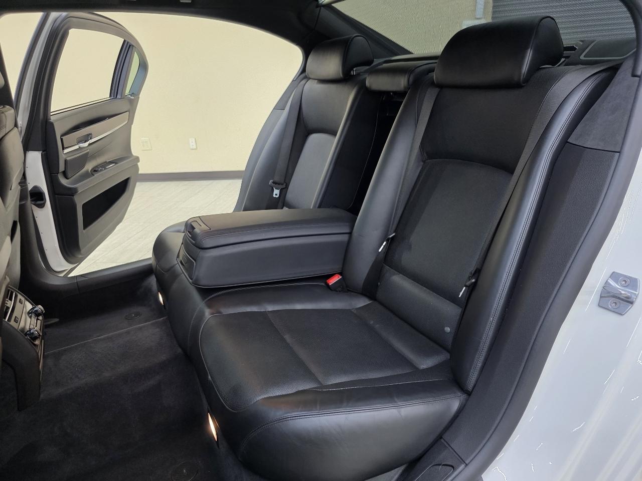 BMW 7-Series 750Li 2014