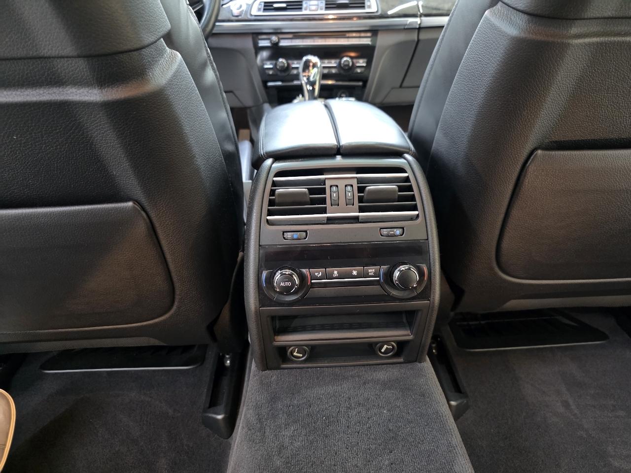 BMW 7-Series 750Li 2014