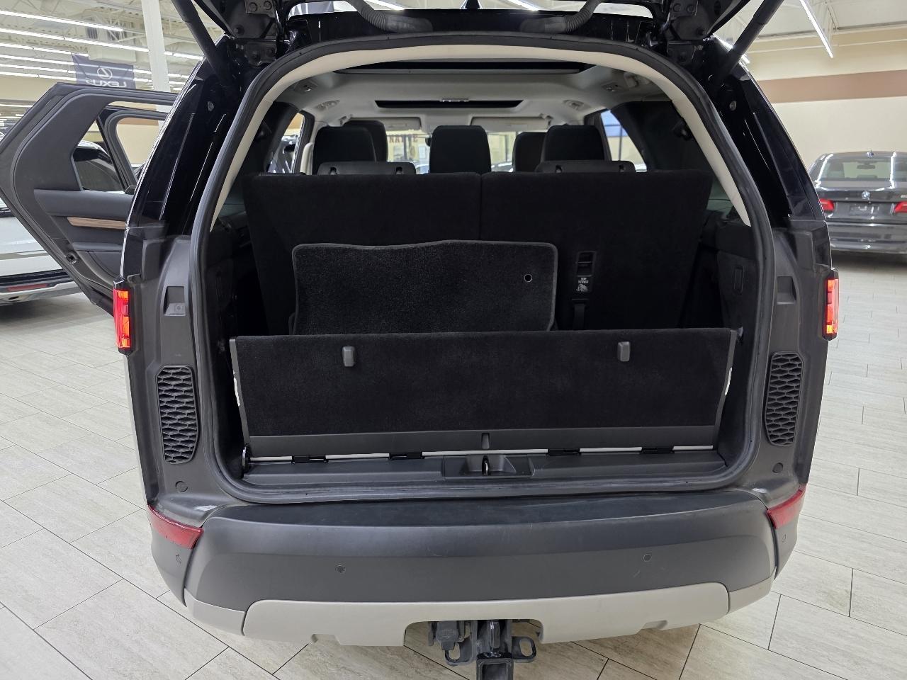 Land Rover Discovery HSE Td6 2018