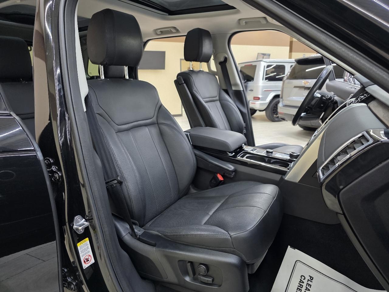 Land Rover Discovery HSE Td6 2018