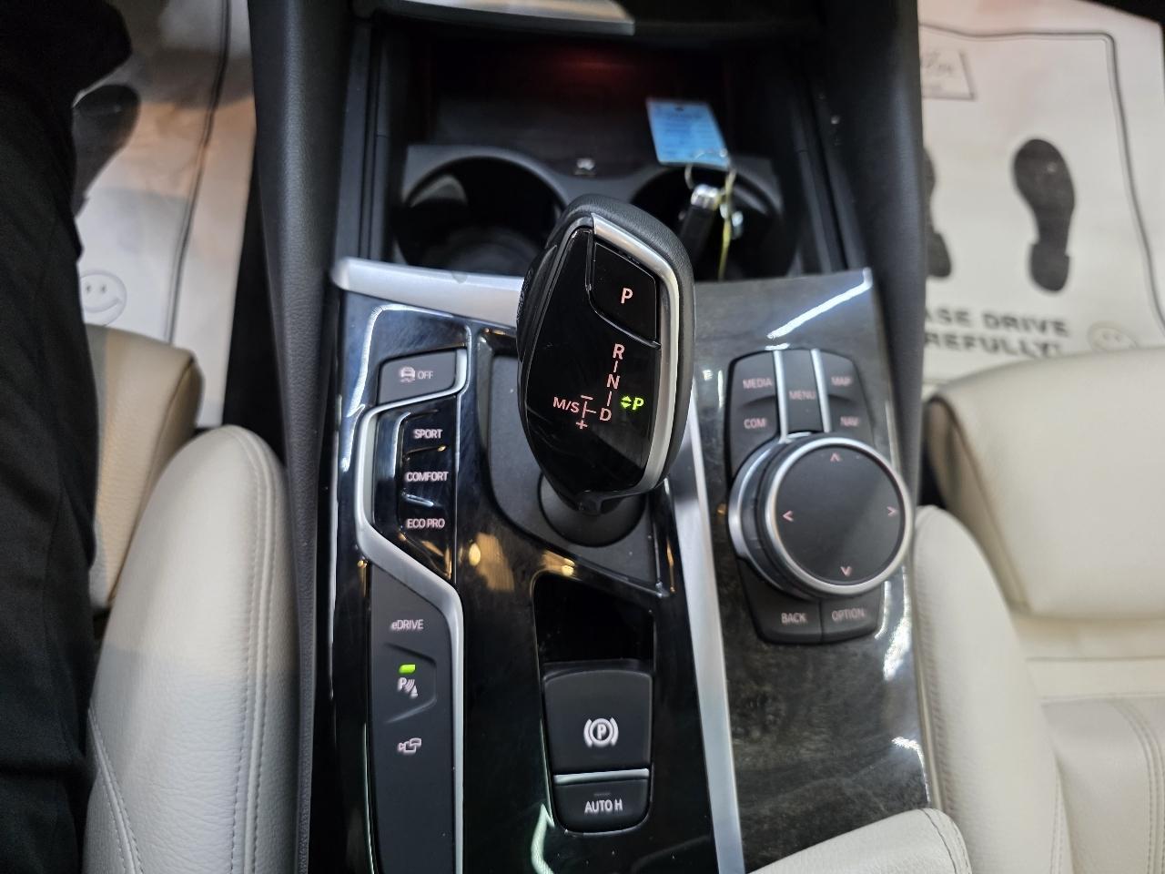 BMW 5-Series 530e iPerformance 2019