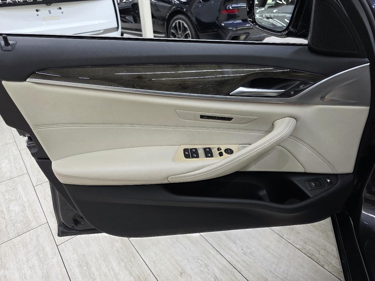 BMW 5-Series 530e iPerformance 2019