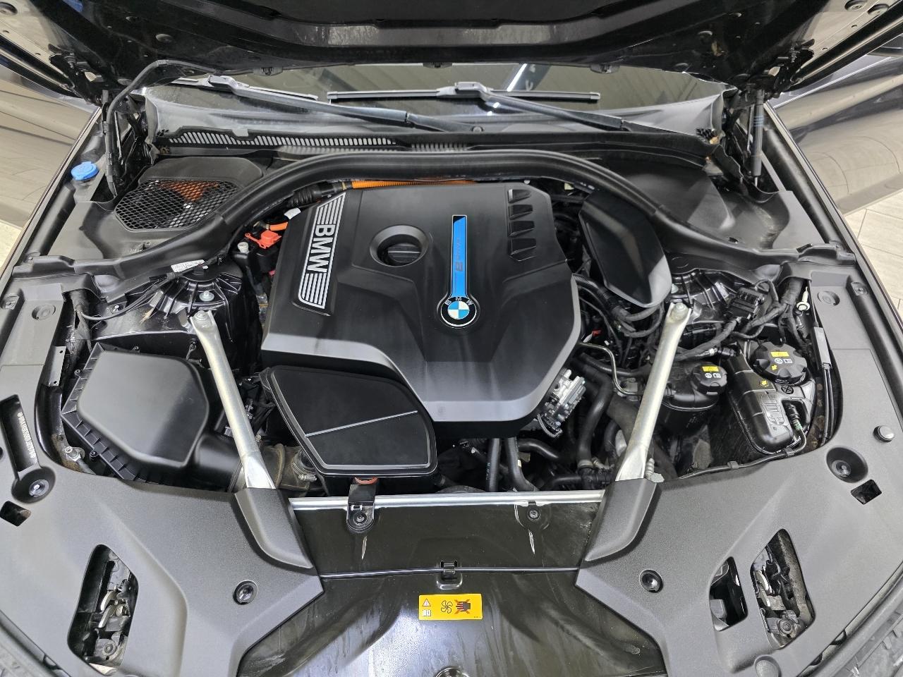 BMW 5-Series 530e iPerformance 2019