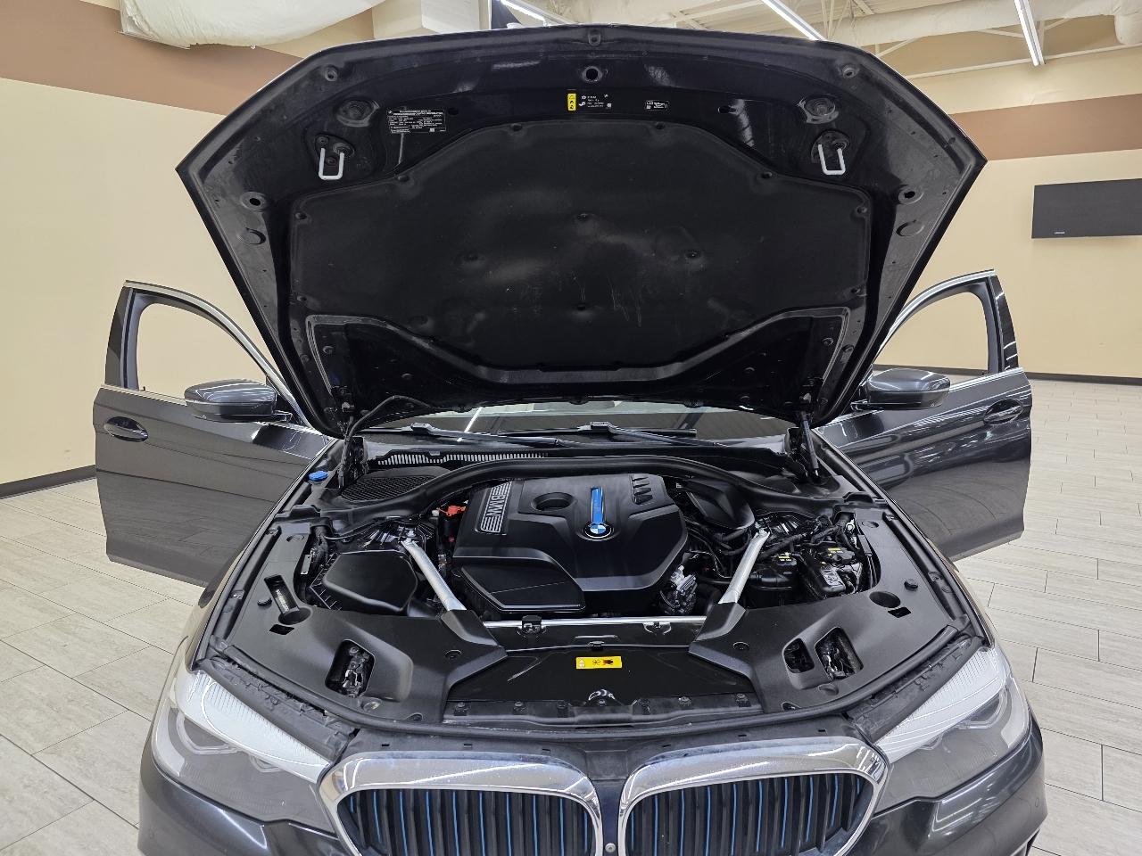 BMW 5-Series 530e iPerformance 2019