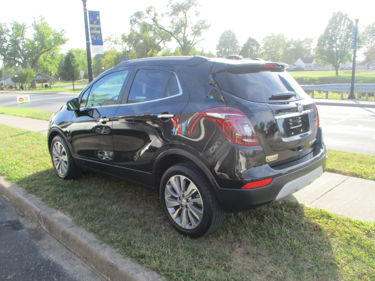 2019 Buick Encore Preferred photo 2