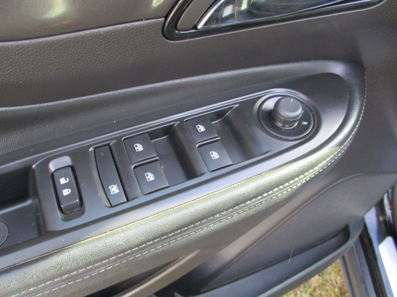 2019 Buick Encore Preferred photo 14