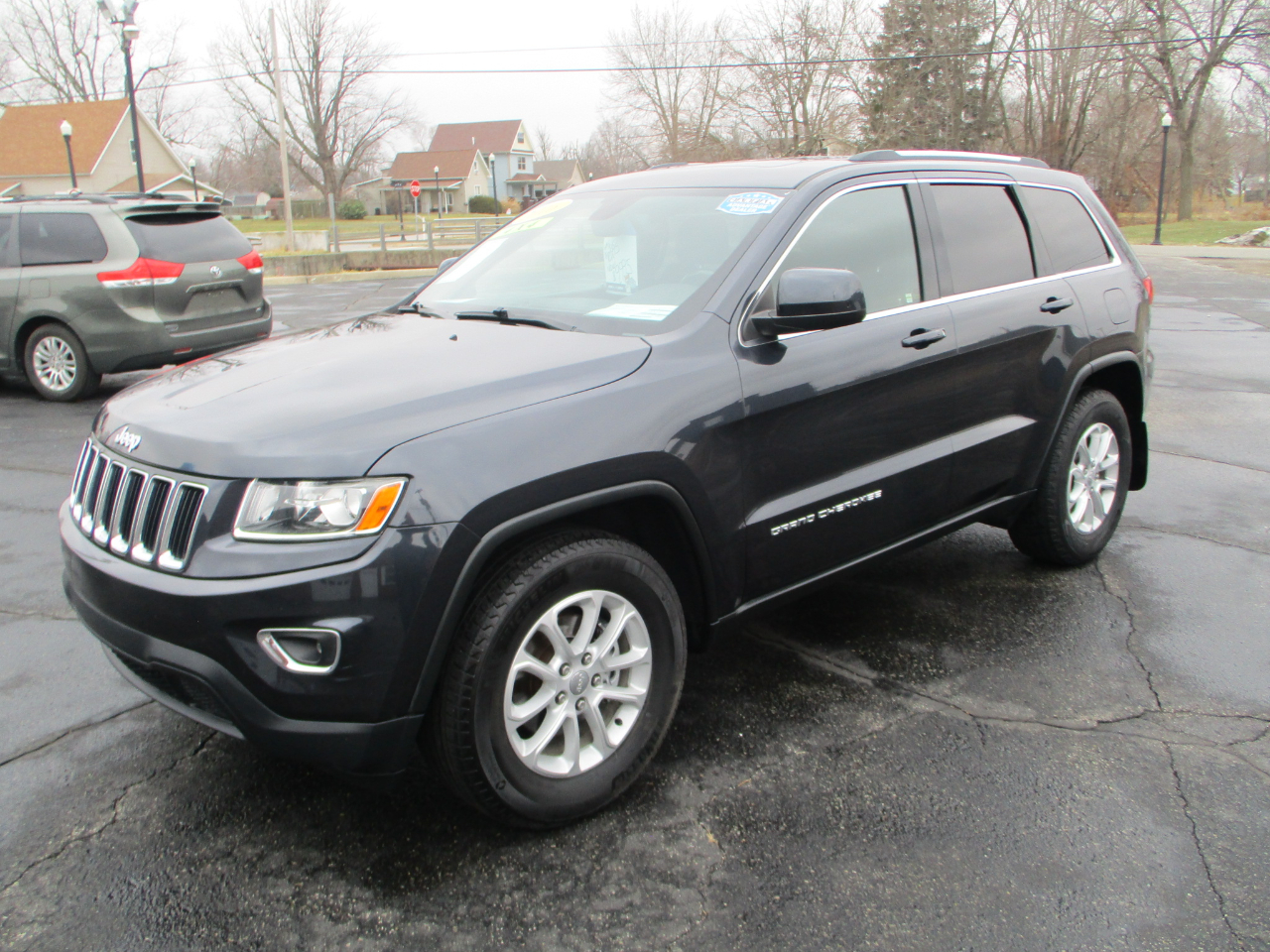 Jeep Grand Cherokee Laredo 4WD 2016