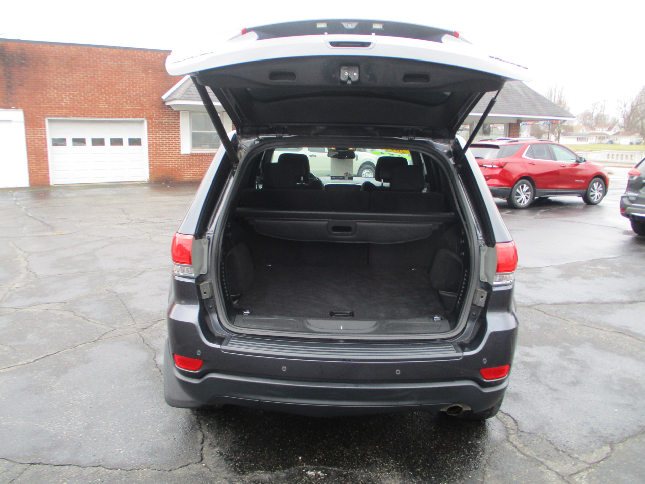 Jeep Grand Cherokee Laredo 4WD 2016