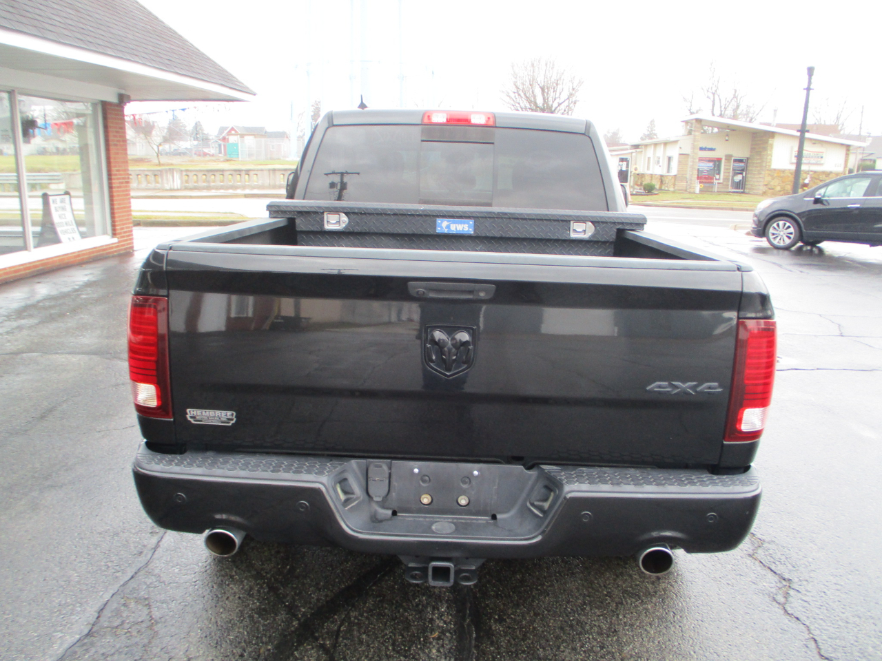 RAM 1500 Sport Crew Cab SWB 4WD 2017