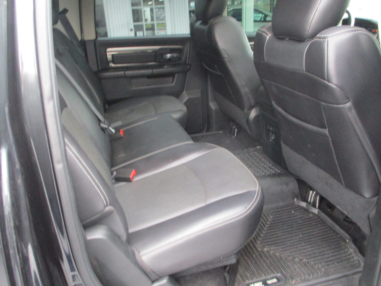 RAM 1500 Sport Crew Cab SWB 4WD 2017