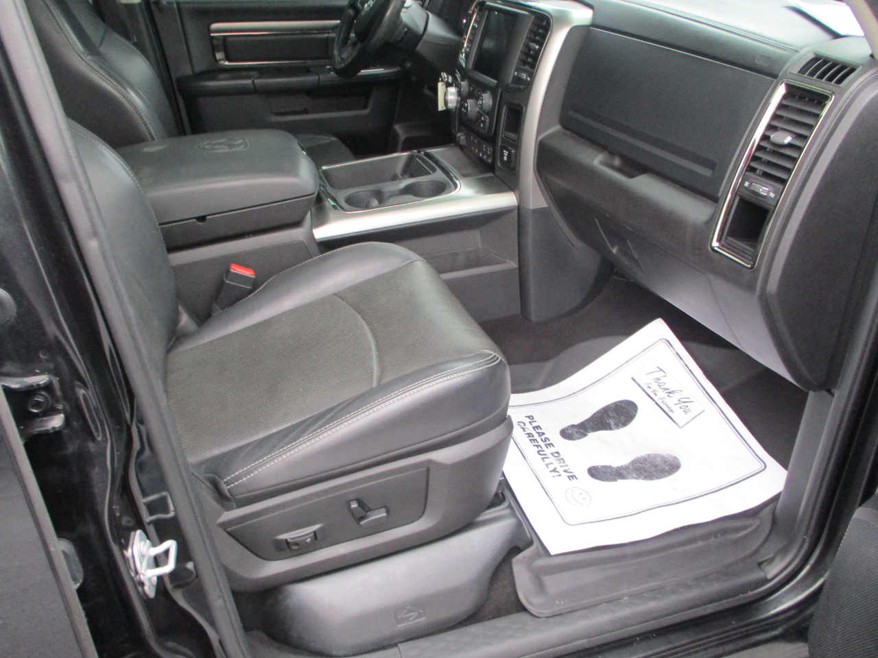 RAM 1500 Sport Crew Cab SWB 4WD 2017