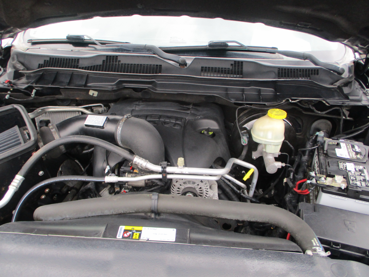 RAM 1500 Sport Crew Cab SWB 4WD 2017