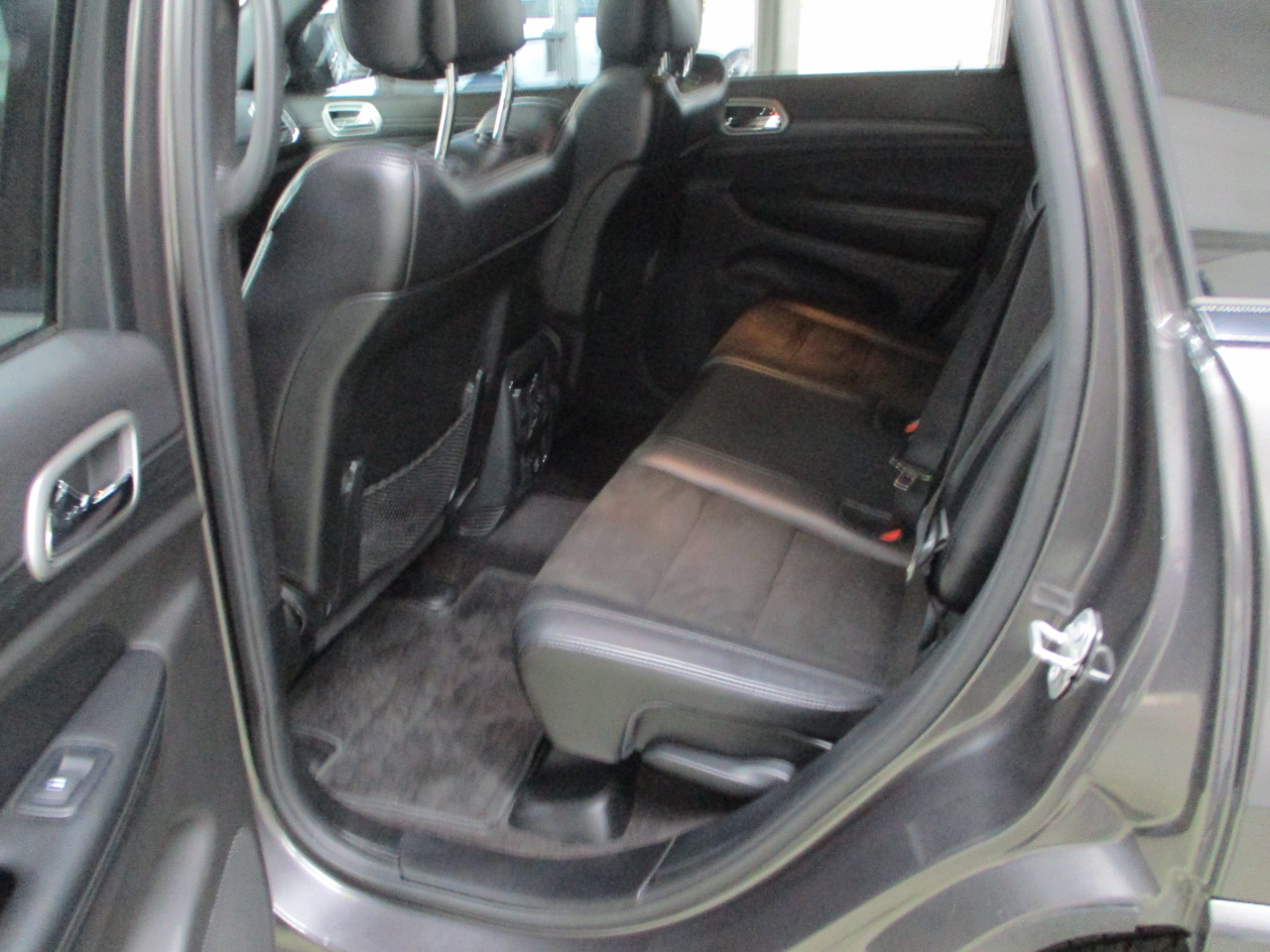 Jeep Grand Cherokee Altitude 4D SUV 4WD 2019