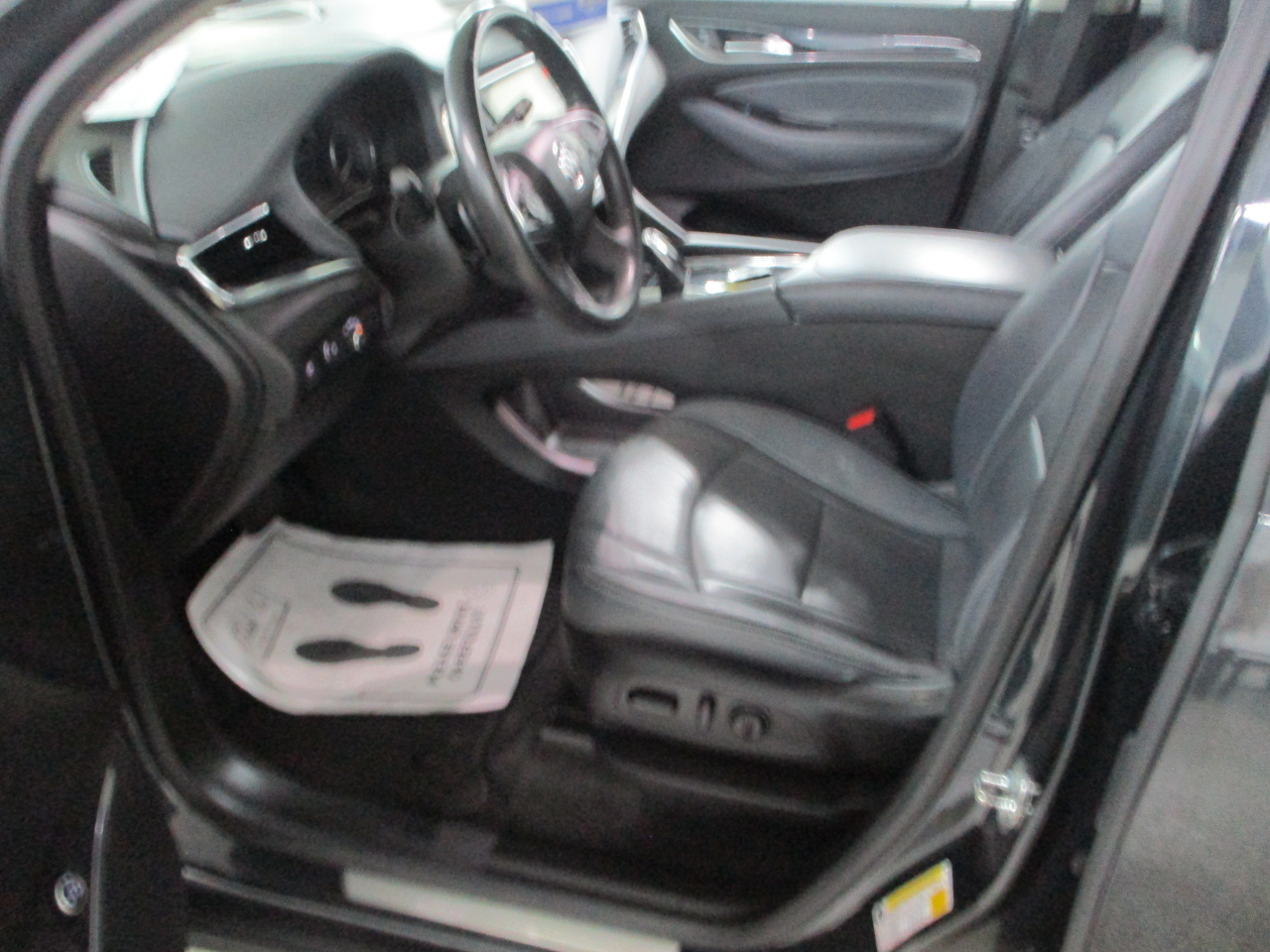 Buick Enclave Essence FWD 2020