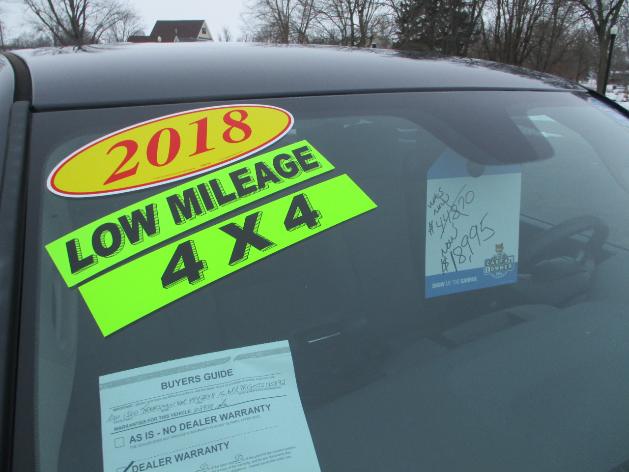 RAM 1500 Tradesman Crew Cab SWB 4WD 2018