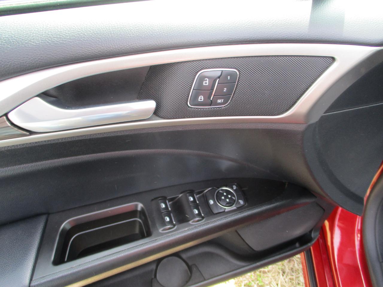 Ford Fusion SE AWD 2017