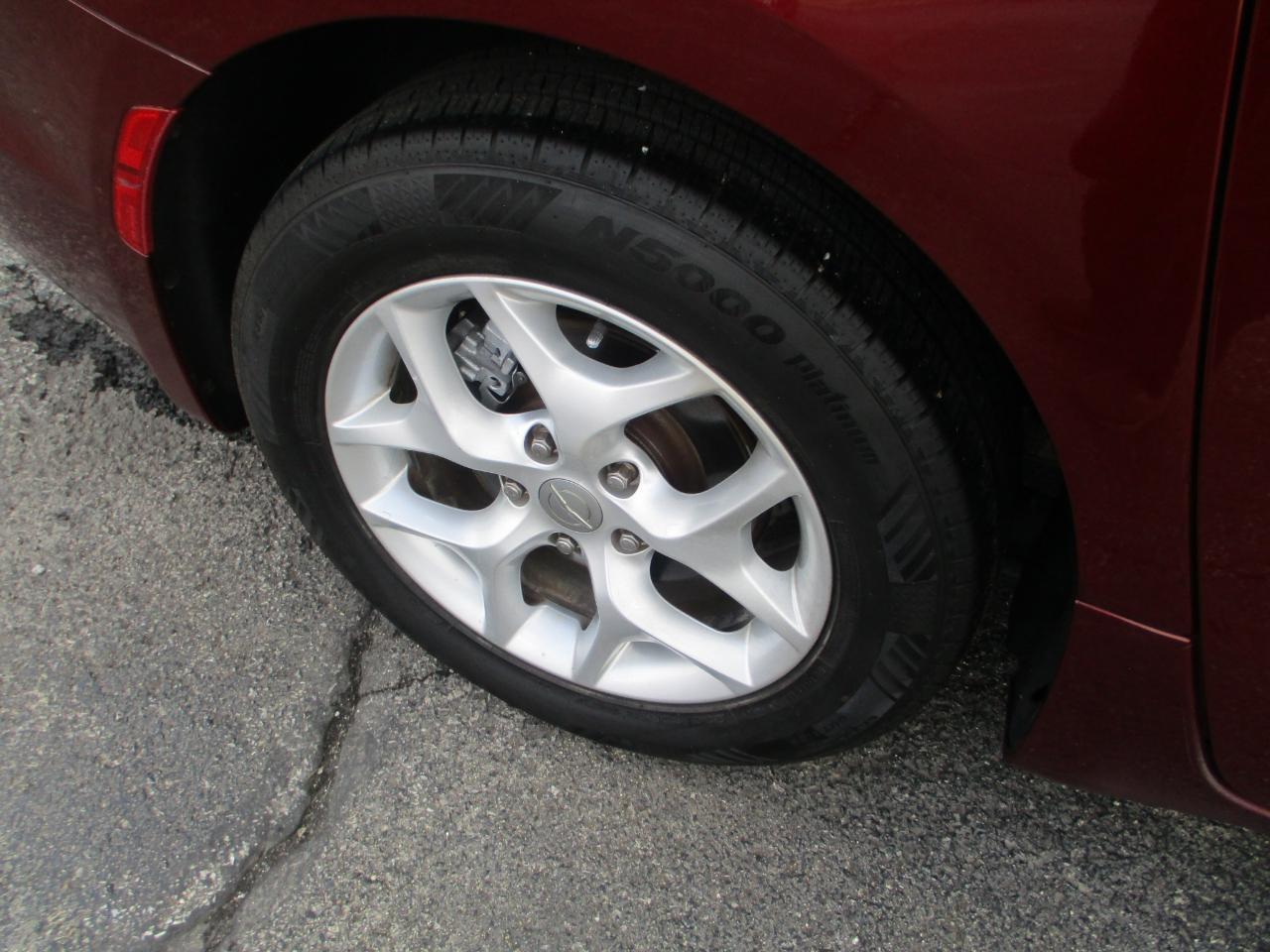 Chrysler Pacifica Touring-L Plus 2017