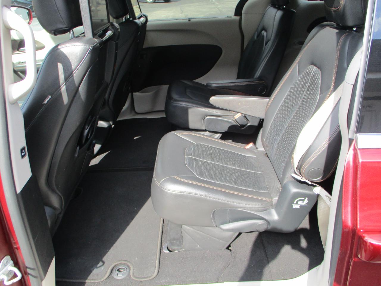 Chrysler Pacifica Touring-L Plus 2017