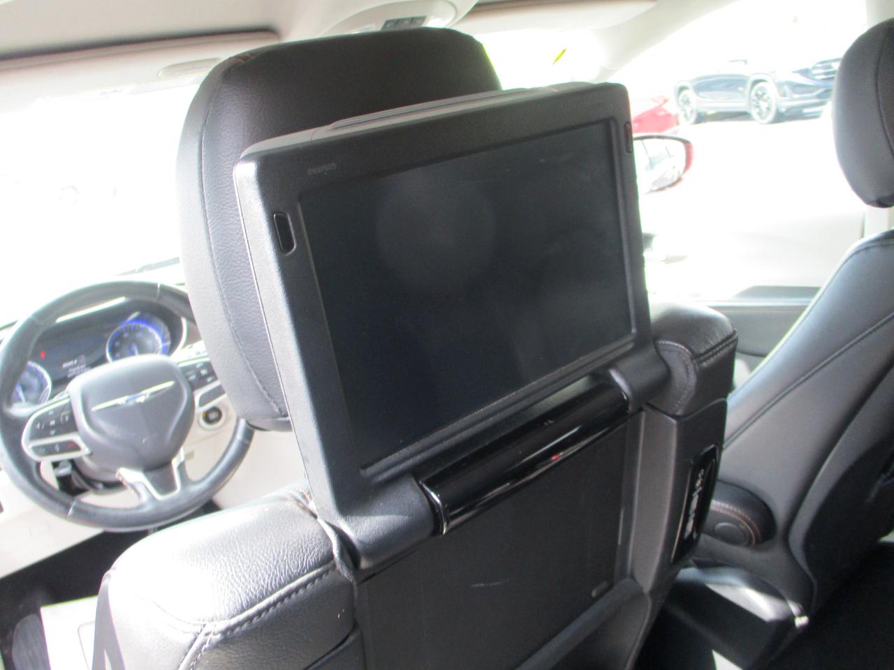 Chrysler Pacifica Touring-L Plus 2017