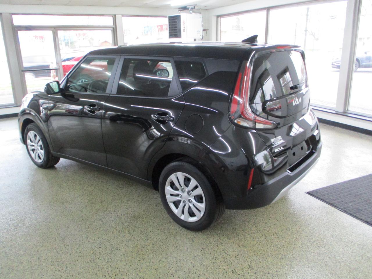 Kia Soul LX CVT 2024