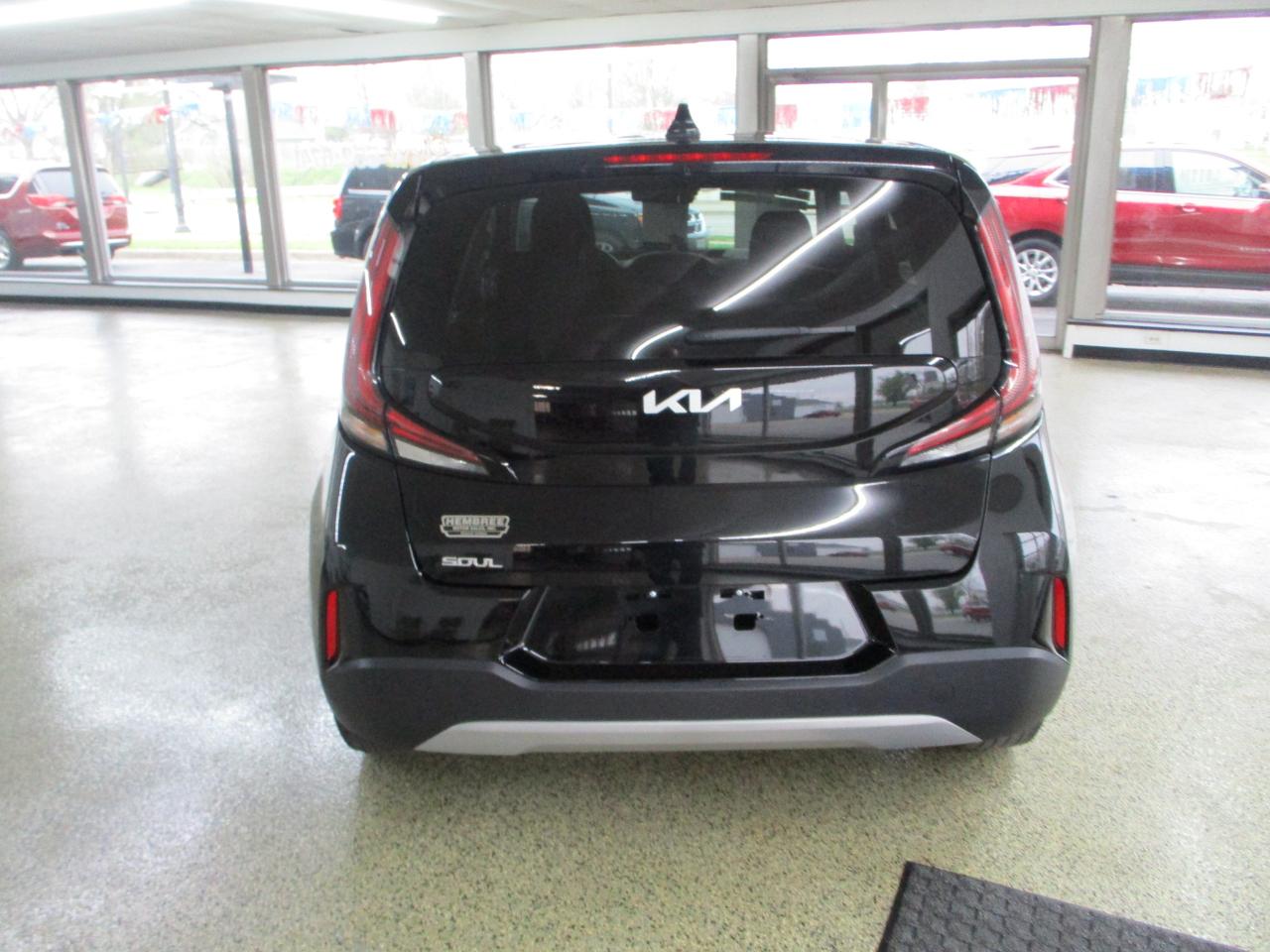 Kia Soul LX CVT 2024
