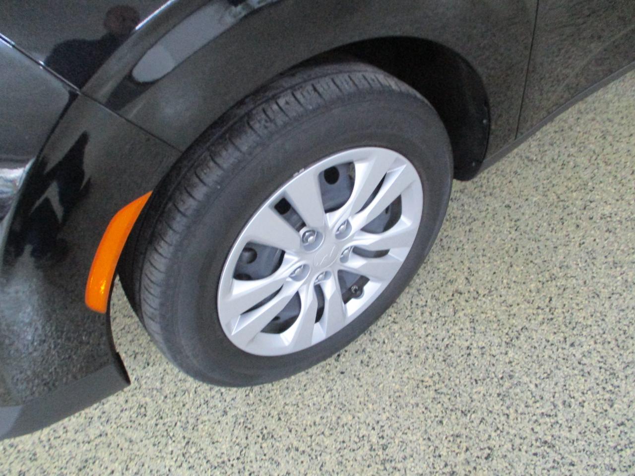 Kia Soul LX CVT 2024