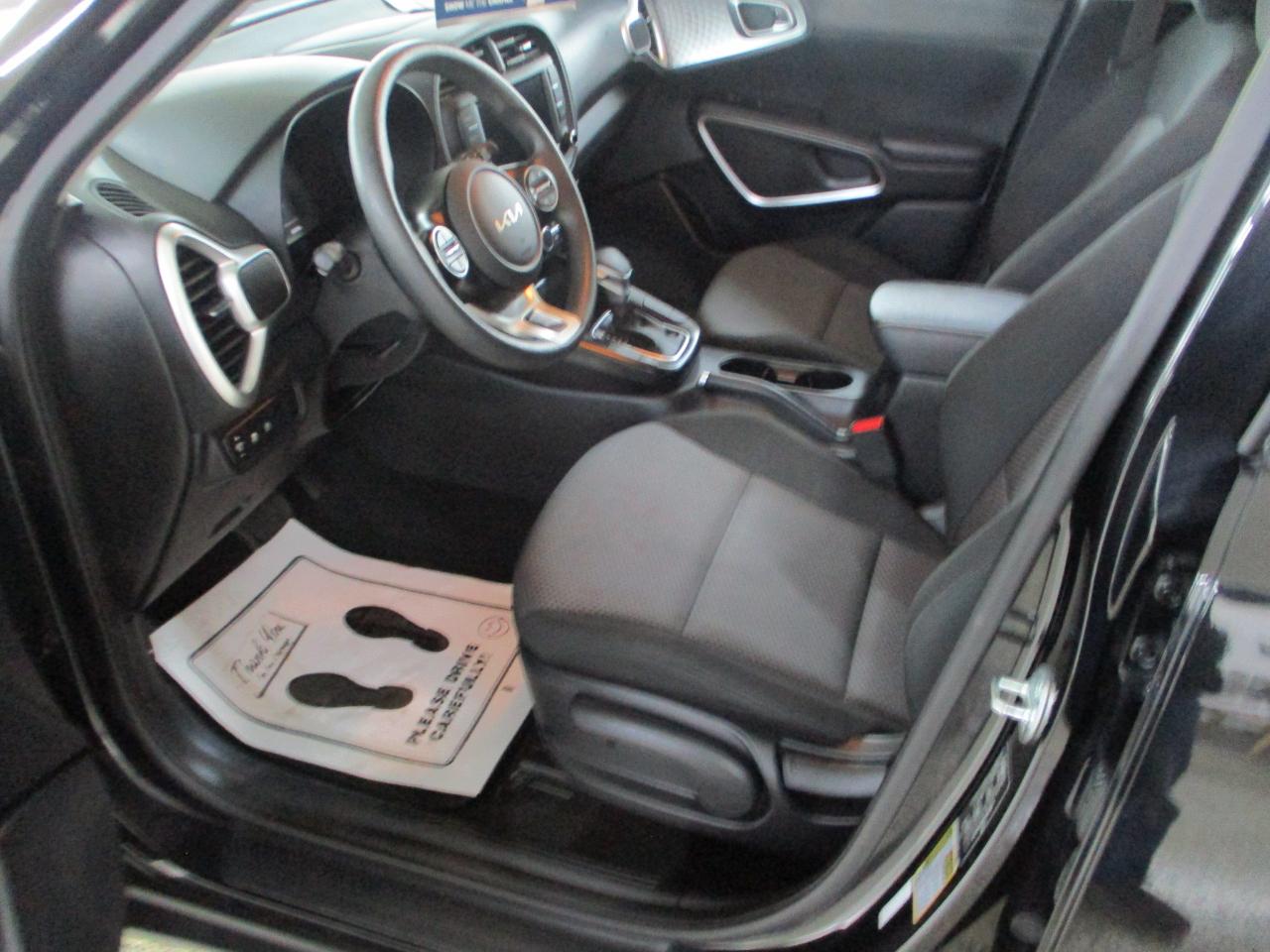 Kia Soul LX CVT 2024