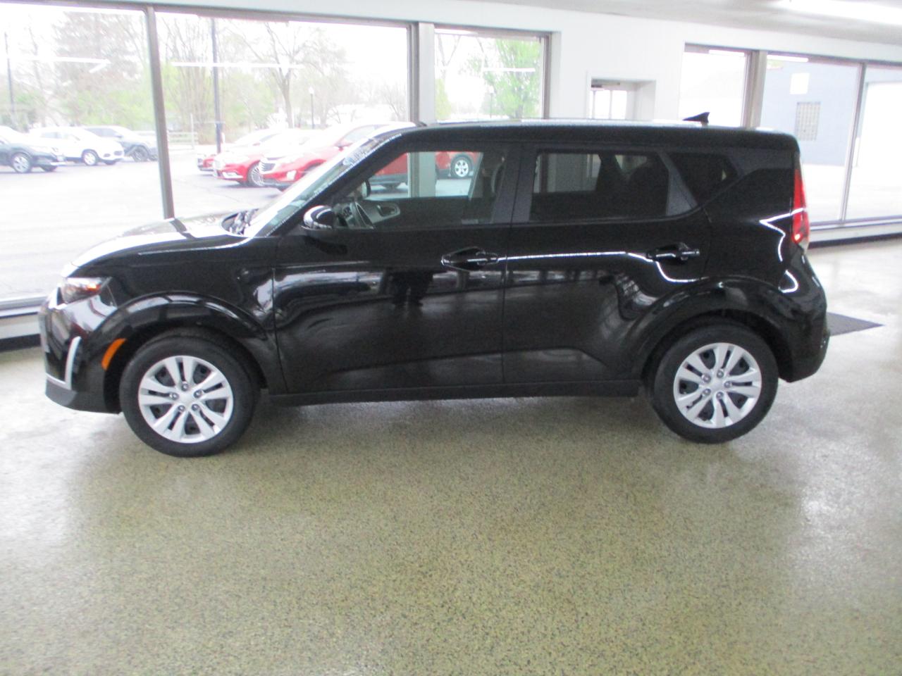 Kia Soul LX CVT 2024