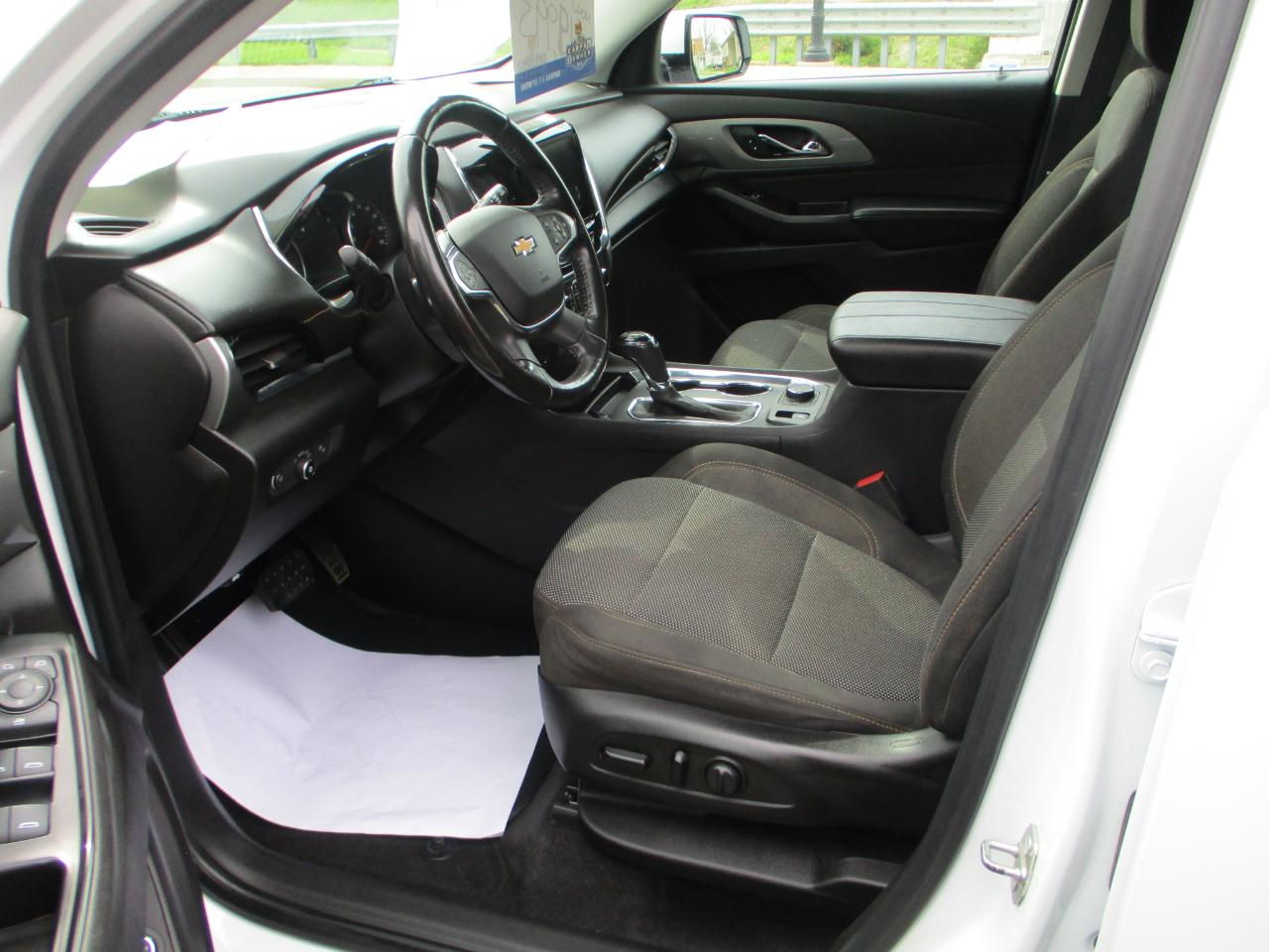 Chevrolet Traverse LT Cloth FWD 2018