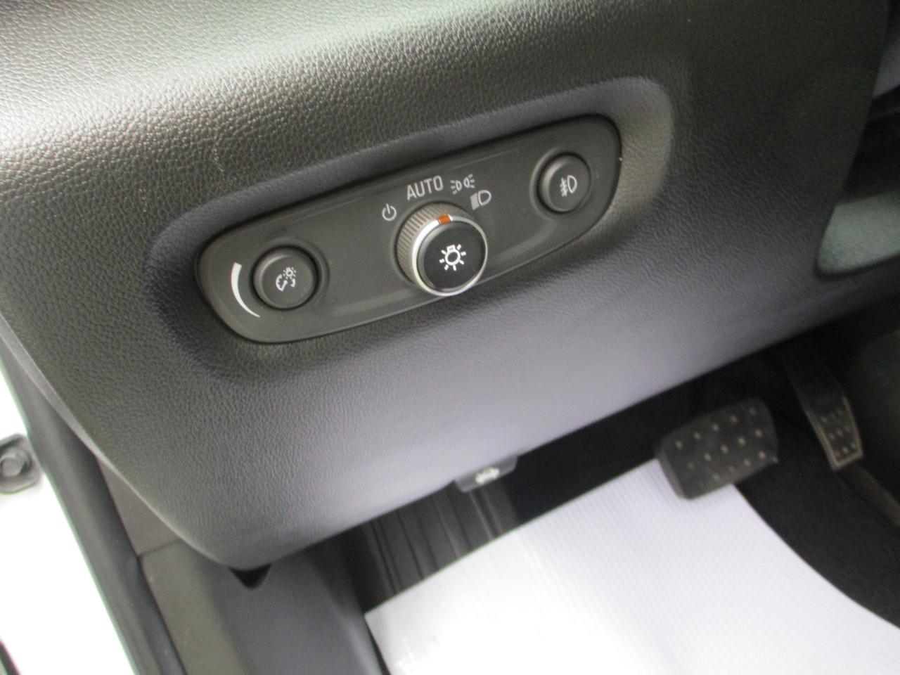 Chevrolet Traverse LT Cloth FWD 2018