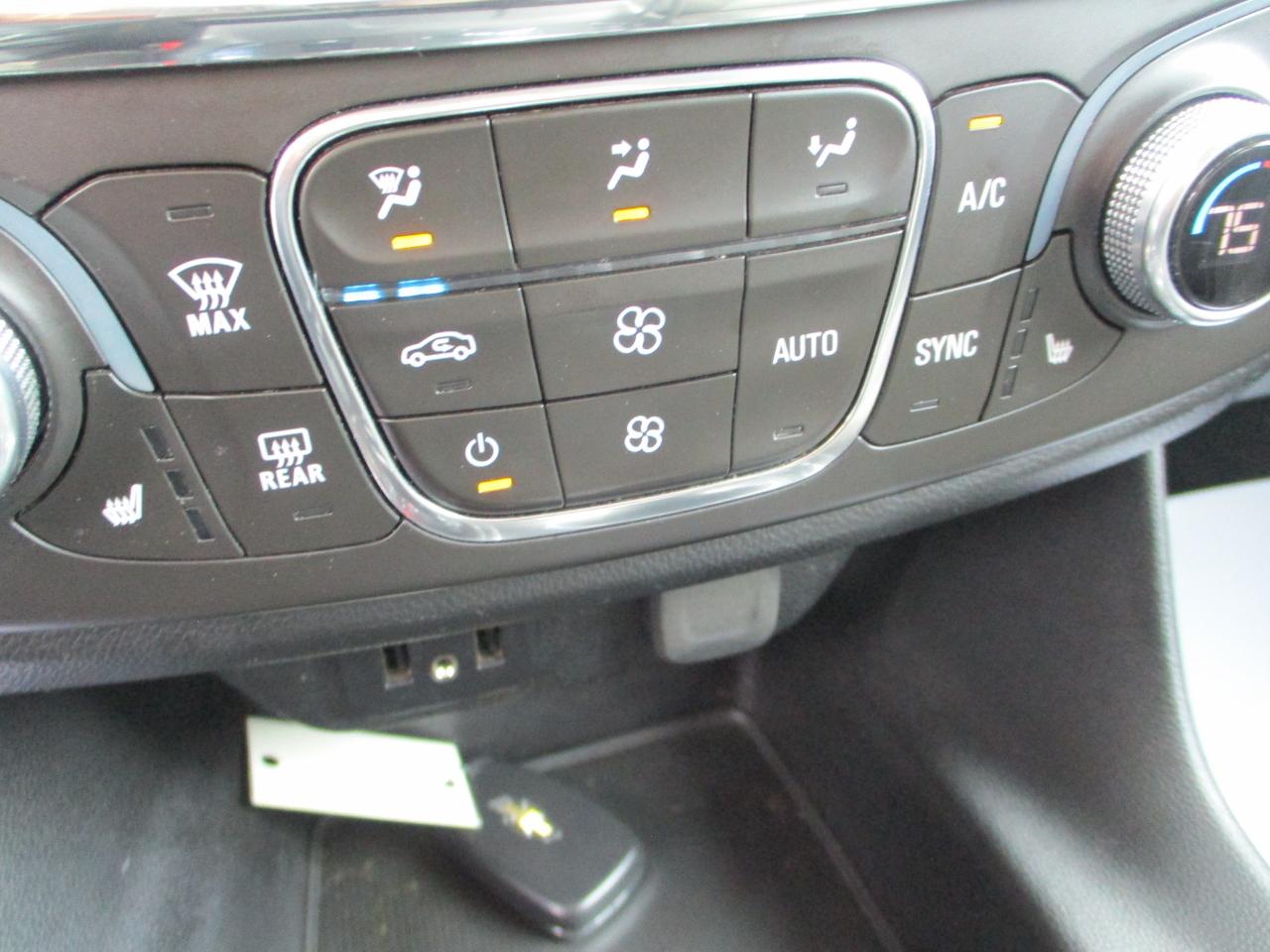 Chevrolet Traverse LT Cloth FWD 2018