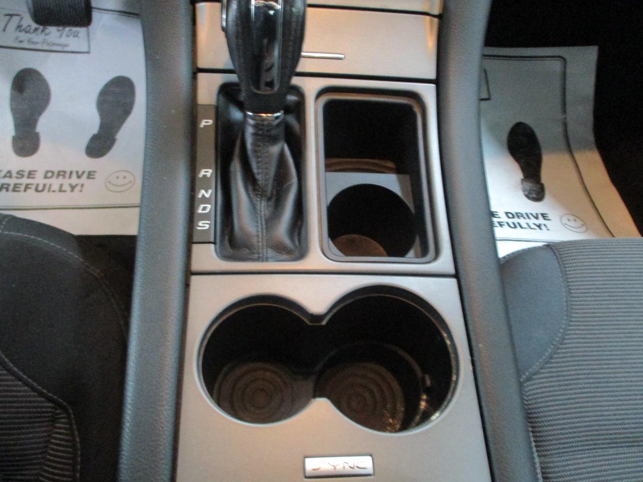 Ford Taurus SEL FWD 2019