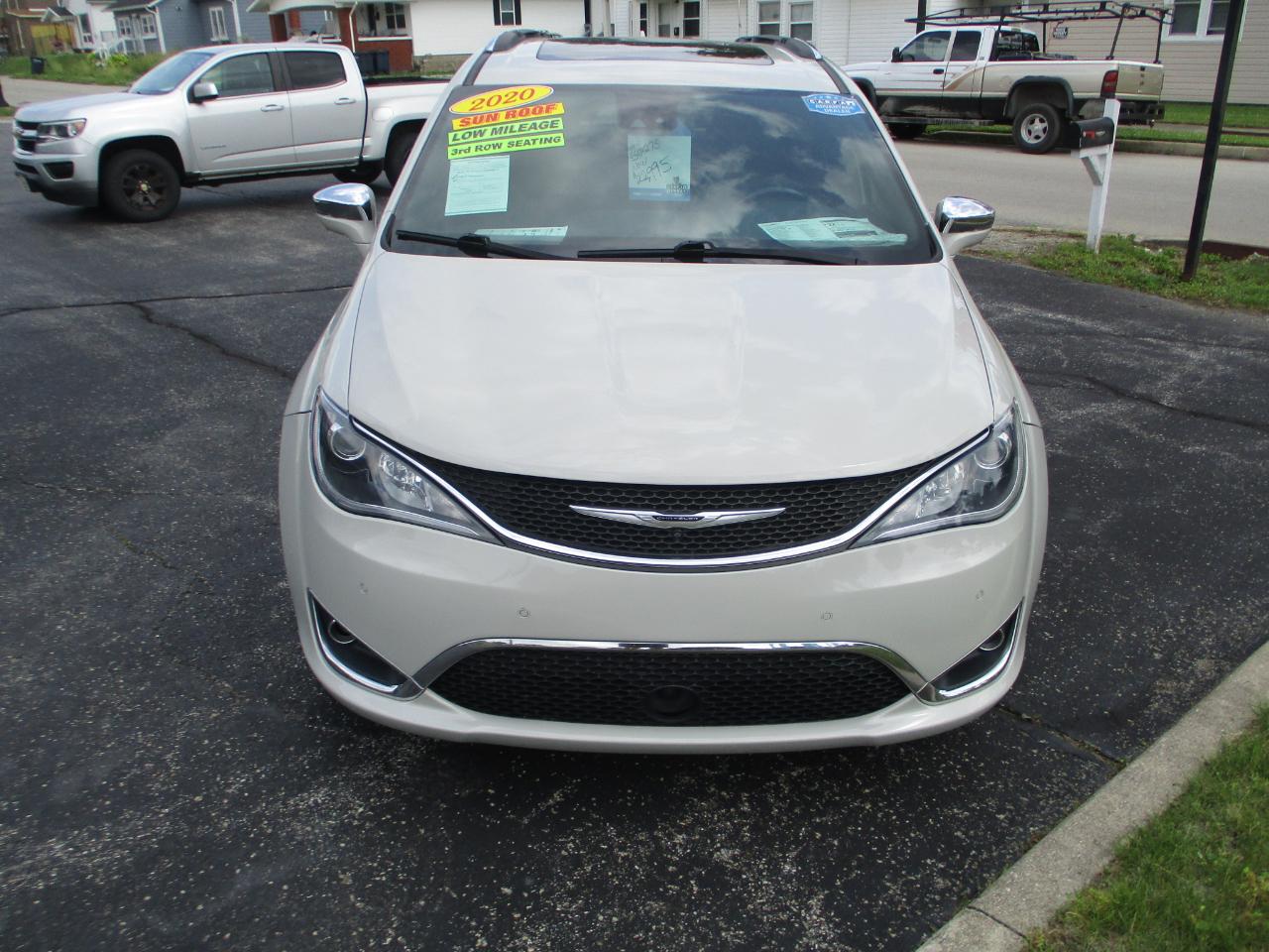 Chrysler Pacifica Limited 2020
