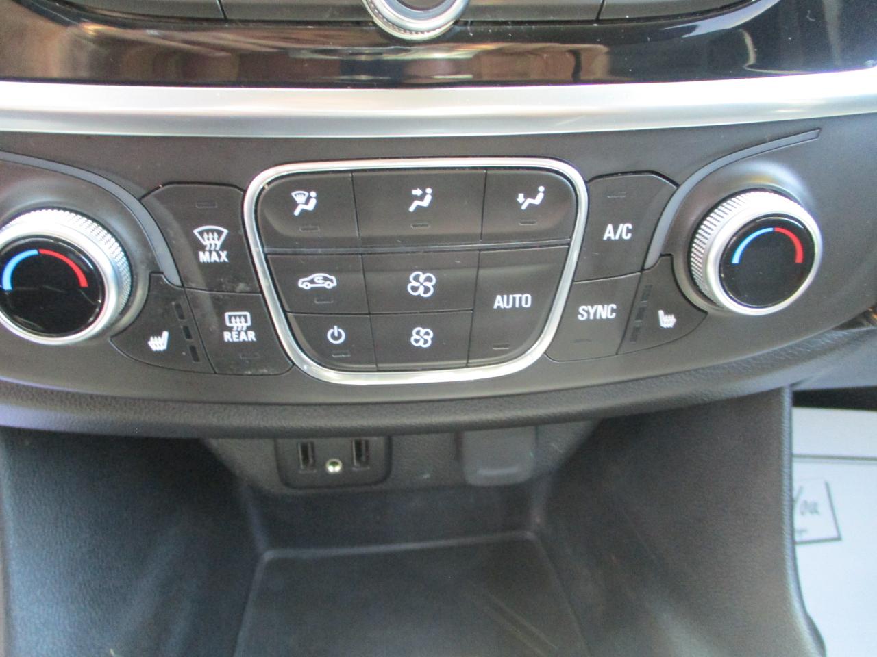 Chevrolet Traverse LT Cloth FWD 2018