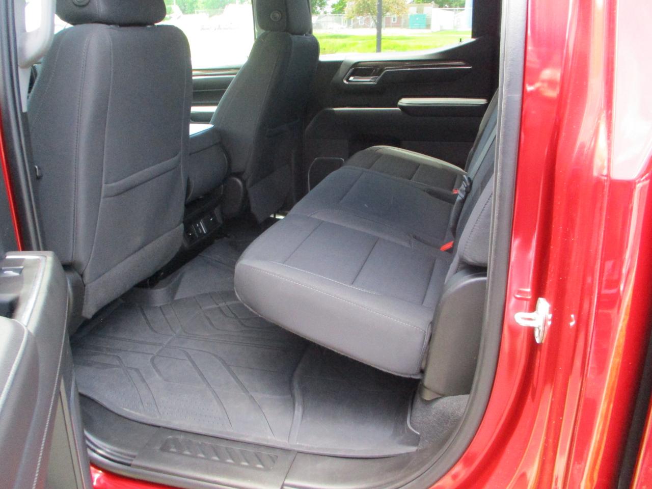 Chevrolet Silverado 1500 RST Crew Cab 4WD 2022