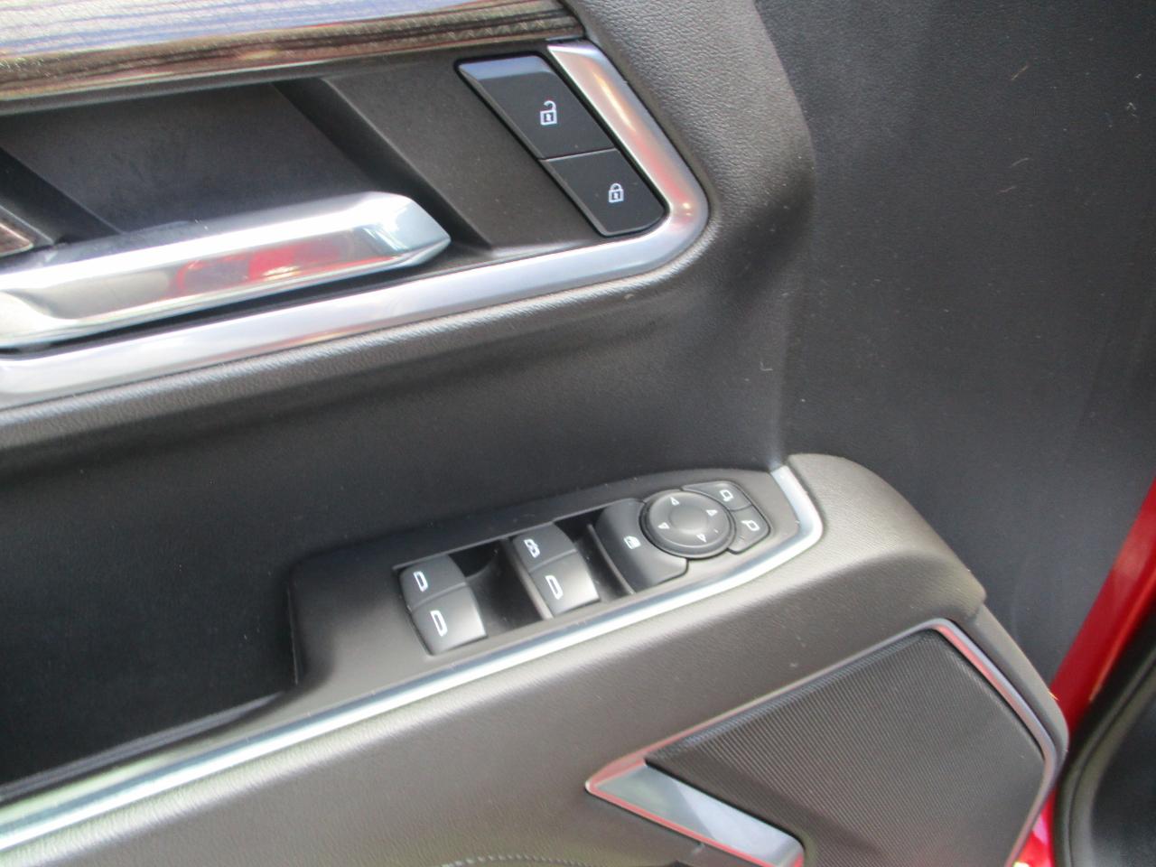 Chevrolet Silverado 1500 RST Crew Cab 4WD 2022