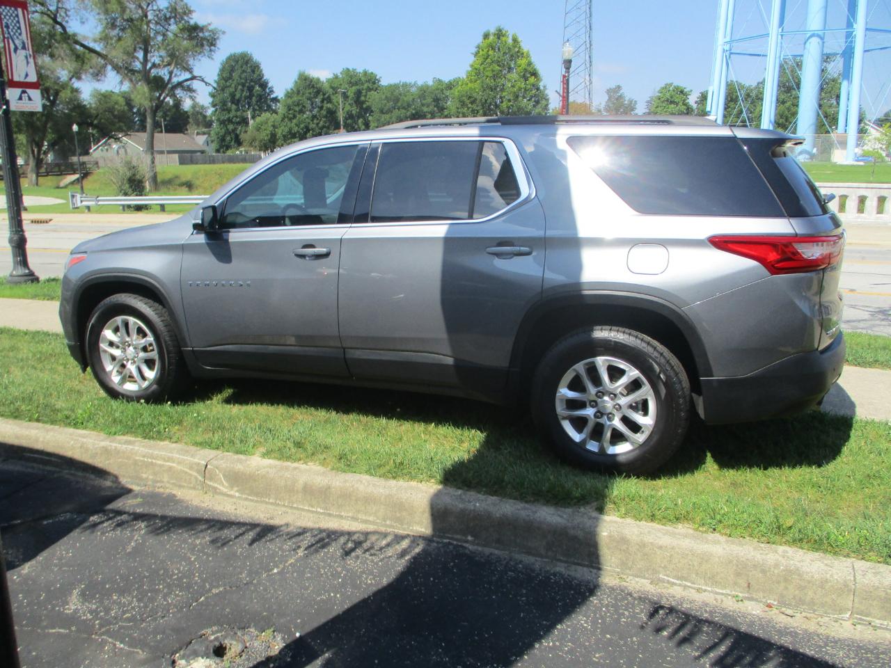 2019 Chevrolet Traverse LT Cloth FWD