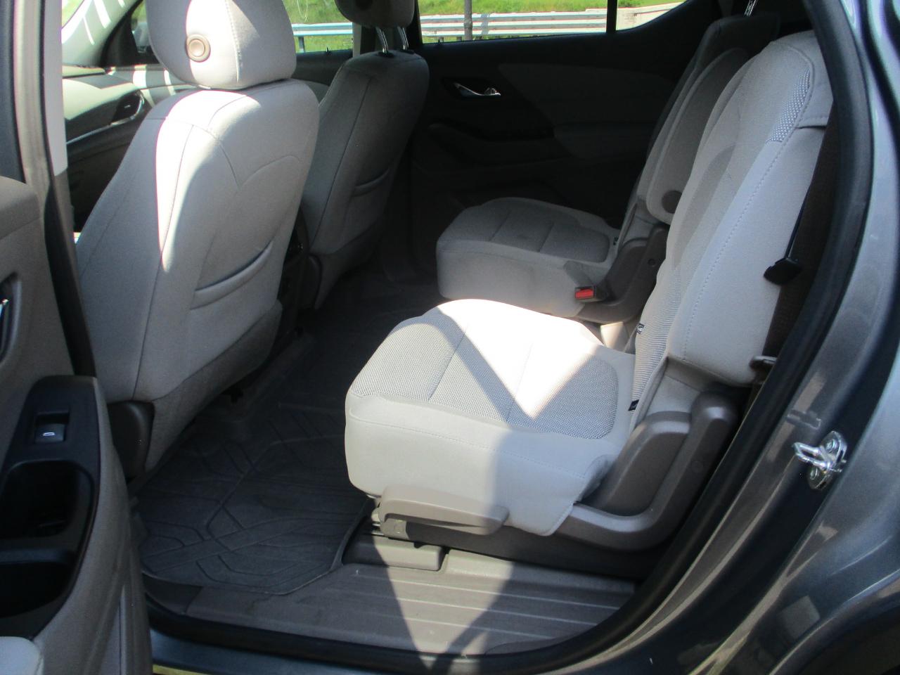 Chevrolet Traverse LT Cloth FWD 2019