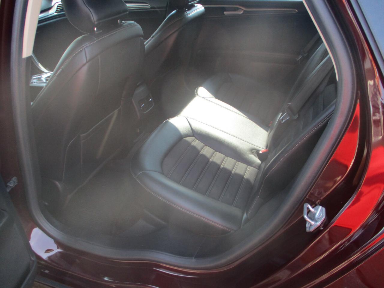 Ford Fusion SE 2017
