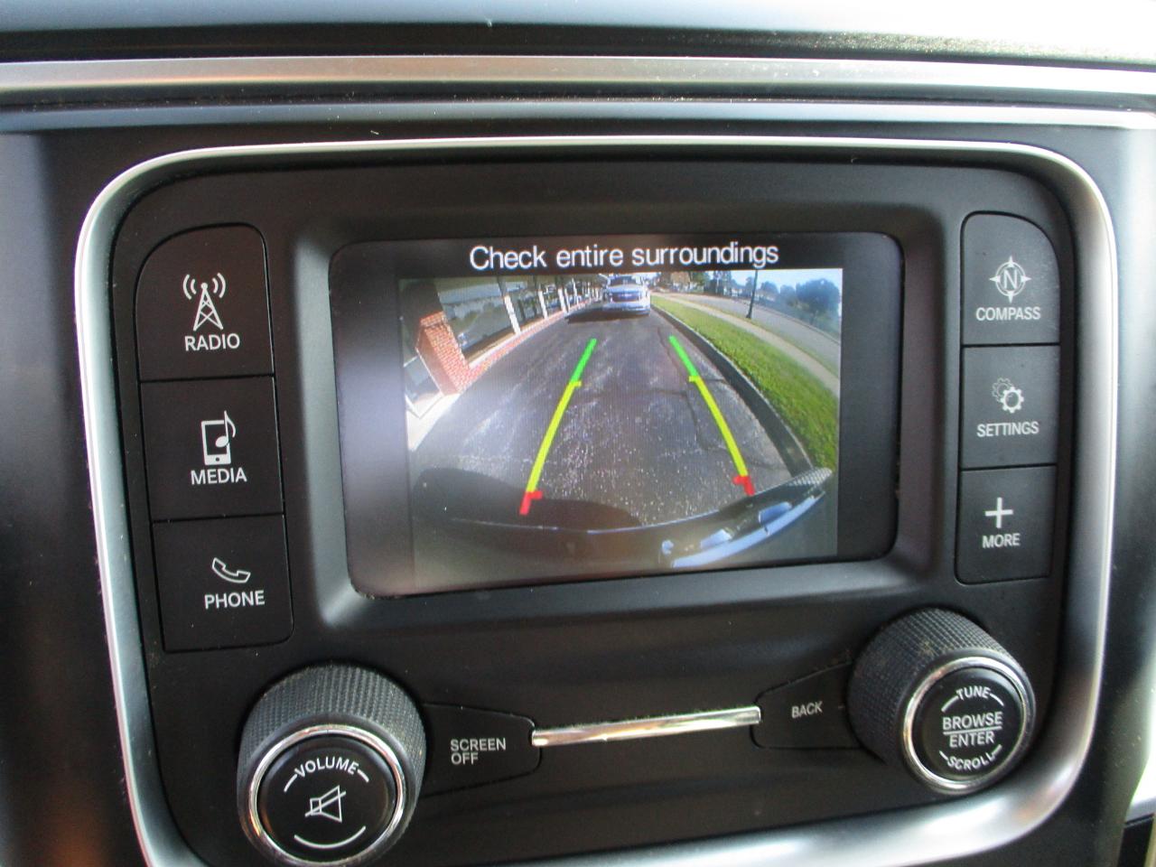 RAM 1500 SLT Crew Cab SWB 4WD 2015