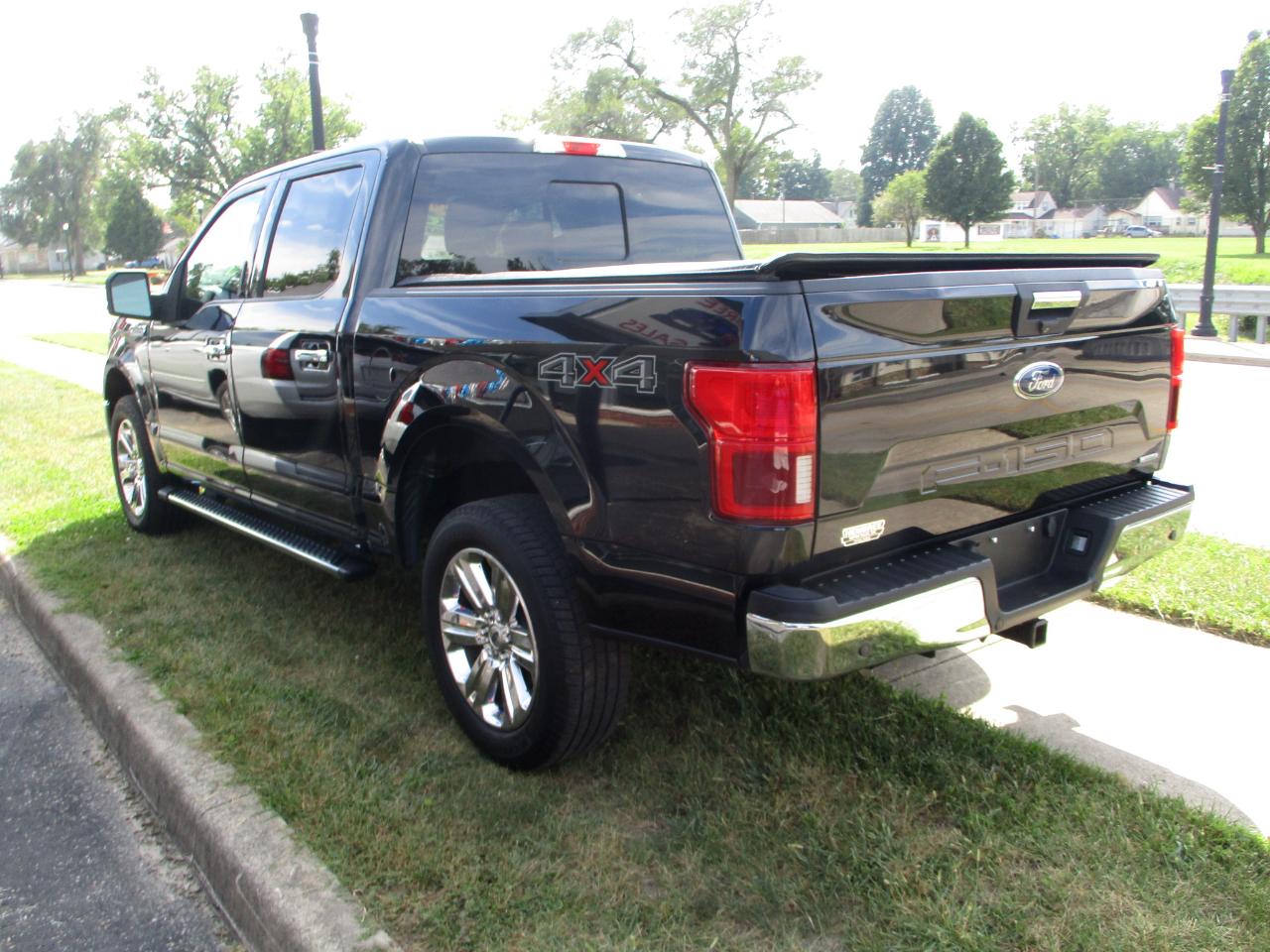 Ford F-150 SuperCrew 150" XLT 4WD 2019