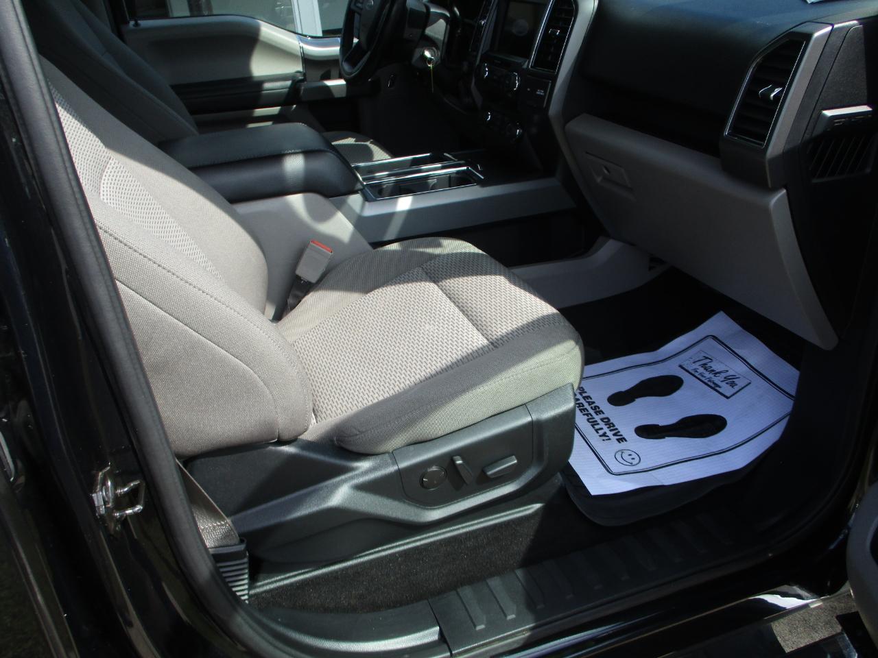 Ford F-150 SuperCrew 150" XLT 4WD 2019