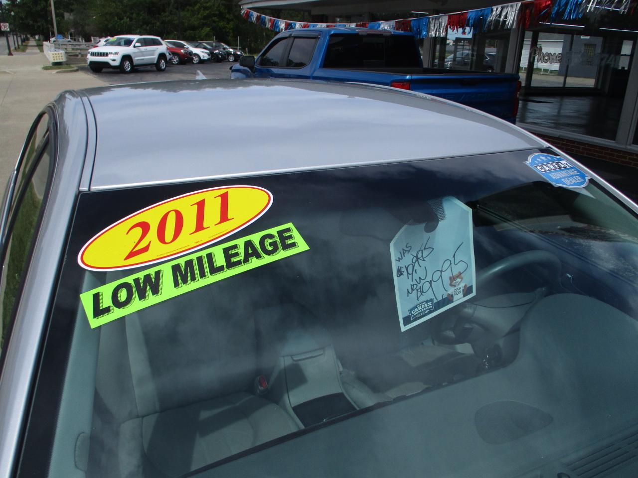 Buick Lucerne CXL 2011