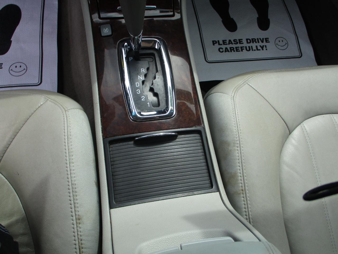 Buick Lucerne CXL 2011