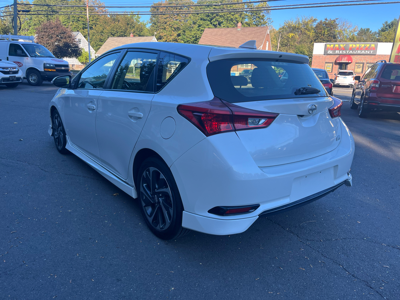 2016 Scion iM Base photo 3