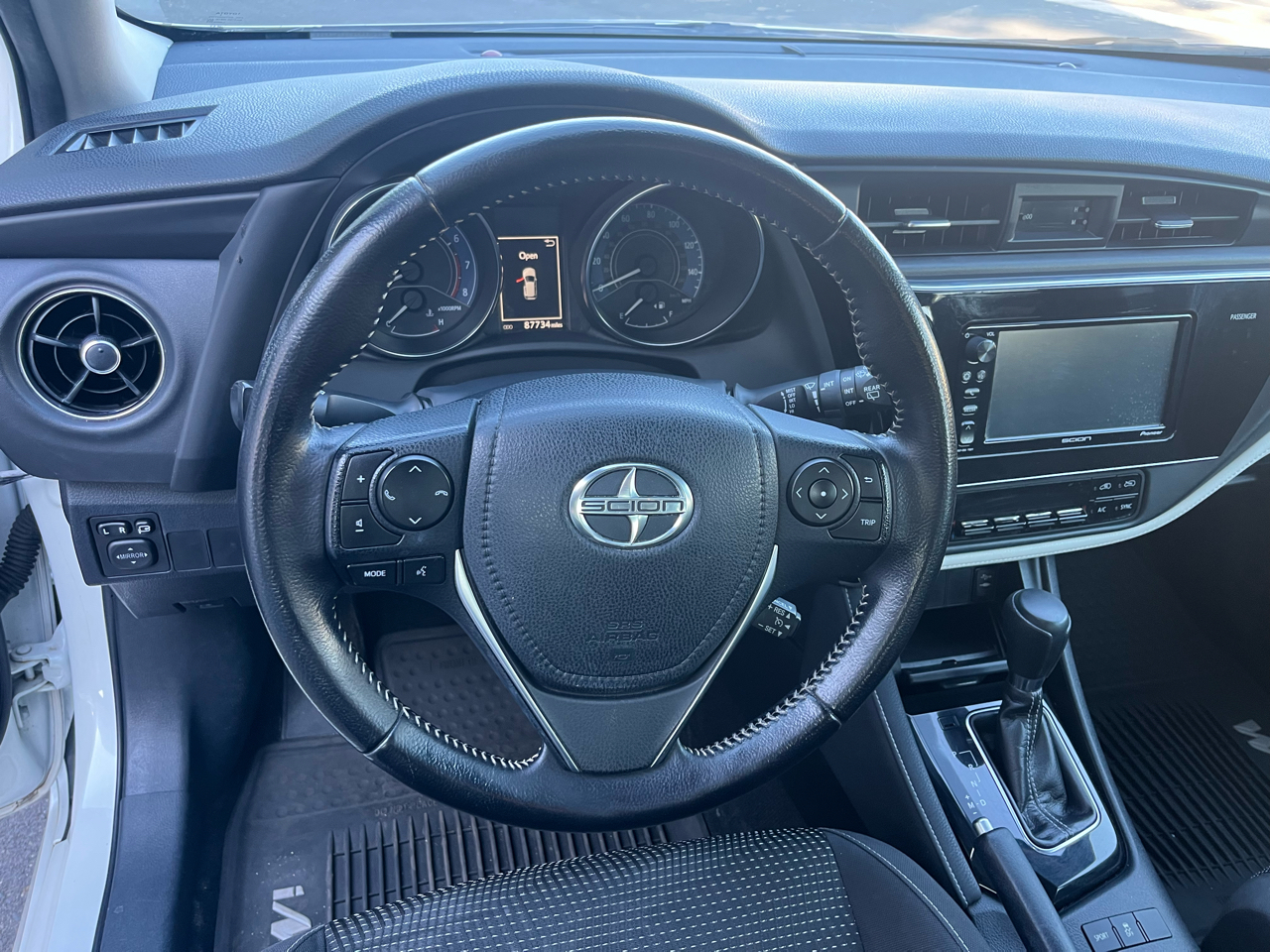 2016 Scion iM Base photo 10