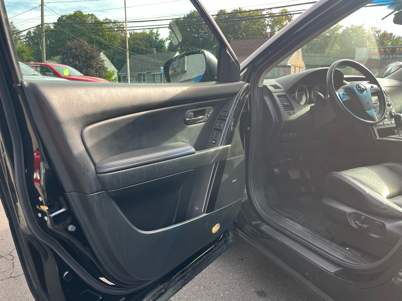 2011 Mazda CX-9 Touring photo 4