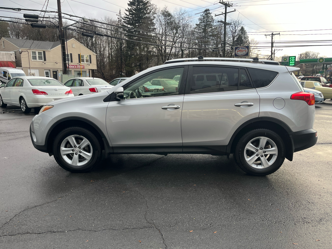 Toyota RAV4 AWD 4dr XLE (Natl) 2014