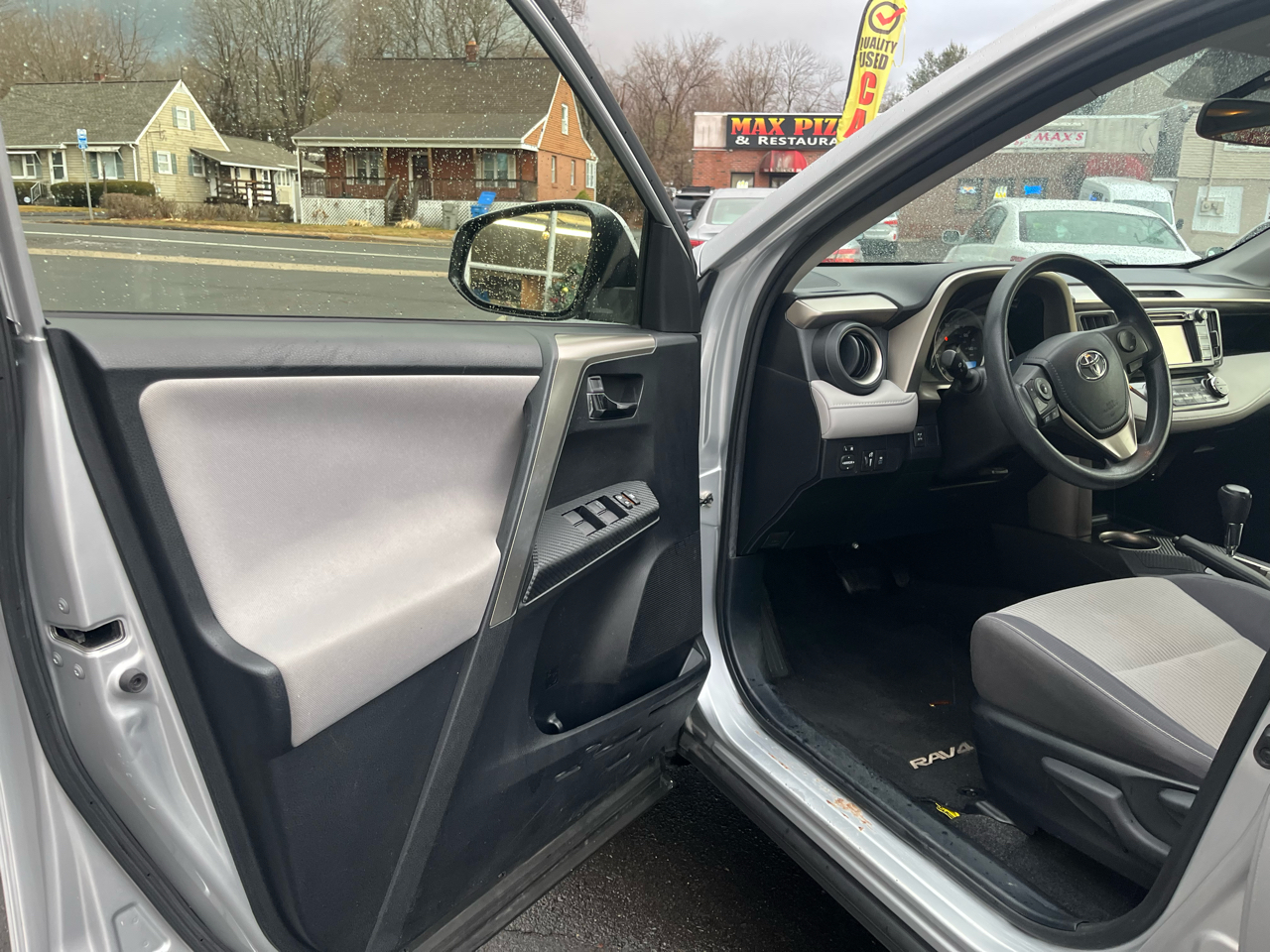 Toyota RAV4 AWD 4dr XLE (Natl) 2014